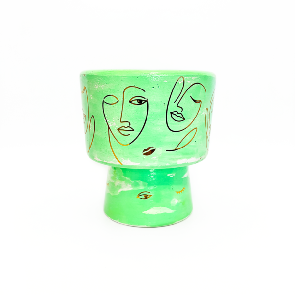 Maceta Verde Menta con Rostro